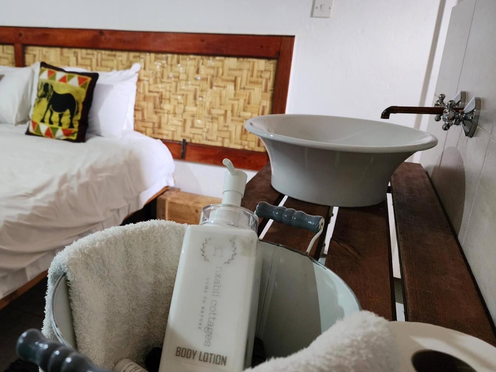 Nxabii Cottages Kasane Ruang foto