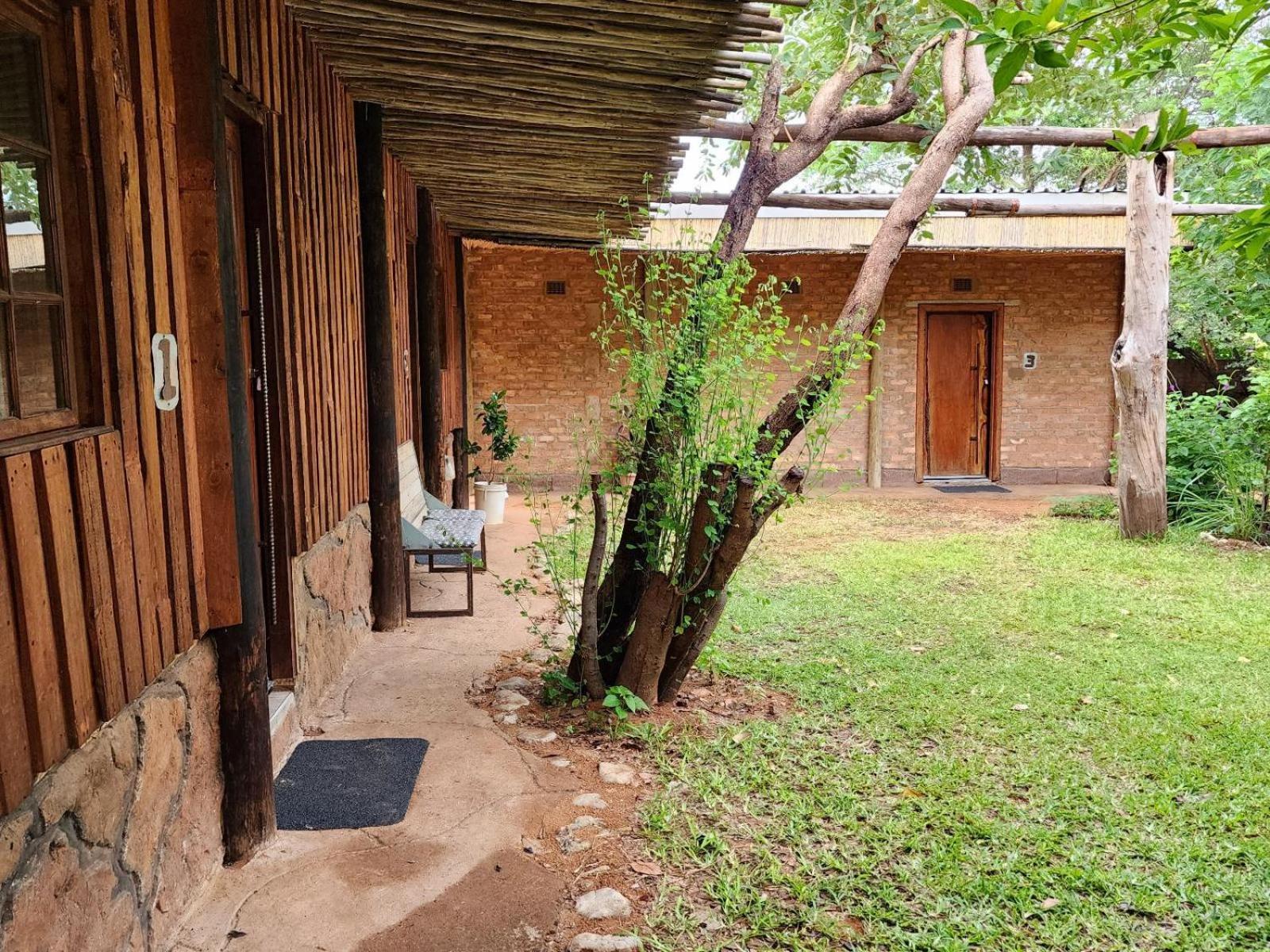 Nxabii Cottages Kasane Ruang foto
